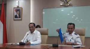 Gaya Menhub Budi Karya,  Genjot  Pelayanan
