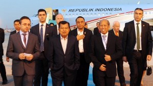 Wapres  Kembali Tiba Di Bandara Halim Perdanakusuma Jakarta