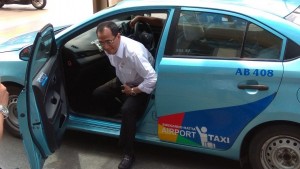 Menhub Minta Taksi Online dan Resmi Tidak Membuat Gaduh Lagi