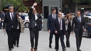 Spanyol Tahan Mantan Wapres Dan Tujuh Menteri Catalan