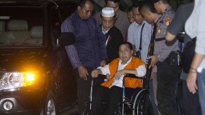 Ketua DPR RI Setya Novanto Resmi   Ditahan  KPK