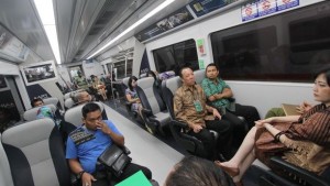 Tarif  KA Bandara, Rp 100 Ribu Waktu Tempuh 40 - 50 Menit