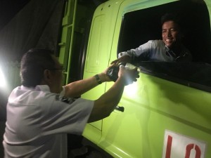 ASDP Bagikan Ribuan Nasi Bungkus