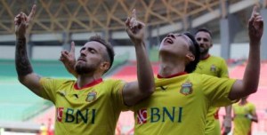 Paulo Sergio Raih Best Player Liga 1 2017