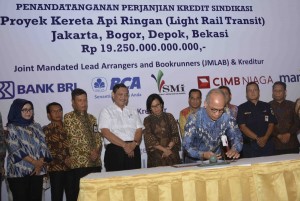 Kredit Sindikasi Proyek Kereta Api Ringan