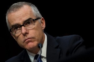 Pejabat  Tertinggi Kedua Di FBI Mengundurkan  Diri