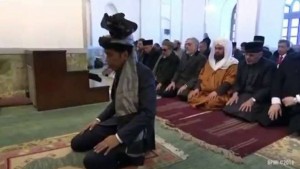 Presiden Jokowi Jadi Imam  Shalat Zhuhur di  Masjid Agr Afganistan