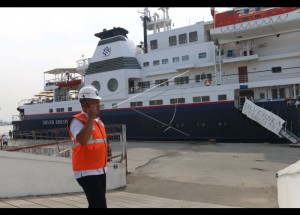 Pelabuhan  Belawan Kedatangan Kapal Pesiar  