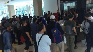 Menhub Evaluasi, Membludaknya Penumpang di Stasiun Duri