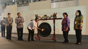 Menhub Budi: SDM Sektor Transportasi Harus Mampu Berbahasa Inggris Inggris Harus