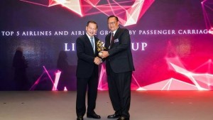 Lion Group Kembali Meraih Anugerah Sebagai Lima Maskapai Teratas  dari Changi