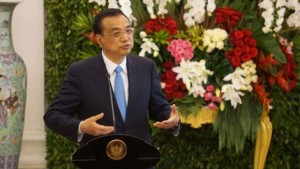 PM Tiongkok Li Keqiang Himbau Perusahaan Mengutamakan Tenaga Kerja Lokal