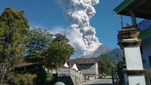 Status Gunung Merapi  Kabupaten Klaten Normal danTidak Berbahaya
