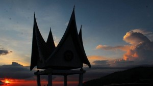 Pemerintah Akan Genjot Pengembangan Potensi Wisata di Padang