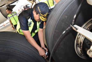 Dirjen Hubud Lakukan Rampcheck Pesawat Angkutan Haji