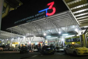 Senpi Meletus di T3 Soetta, Petugas Ground Handling Terluka