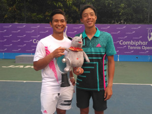 Duet Christo/Justin  Takluk di Tangan  Petenis Kanguru 
