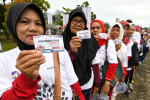 Funwalk dan Pasar Murah BTN -