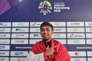 Medali Pertama di Cabor Menembak