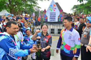 Kirab Obor Asian Para Games 2018 Resmi Dimulai