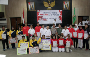 Gubernur Sumsel Berikan Penghargaan Kepada Insan Olahraga Berprestasi