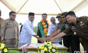 Menpora Resmikan GOR Fagogoru Halmahera