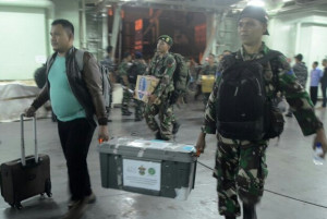 Setiap Hari TNI AU Membantu  Evakuasi Pasien Rujukan Keluar Palu