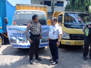 Ratusan Ton Bantuan Dikirim ke Palu, KSOP Marunda Sumbang Empat Truk