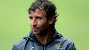 Luis Milla Angkat Kaki dari Indonesia