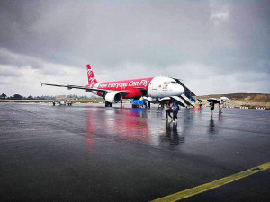 Airasia Layani Penerbangan  Kuala Lumpur  - Silangit