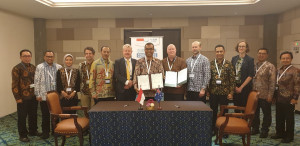 Dirjen Hubla dan AMSA  Tandatangani Penanggulangan Pencemaran  Laut Lintas Batas