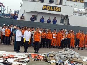 Hari Kedua Pencarian,  Belum Ditemukan Lokasi Bangkai Pesawat Lion JT-610