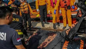 Menkes Janji Lakukan Pendampingan Psikologis Keluarga Korban Jatuhnya Pesawat Lion JT-610 