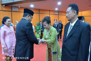 Menhub Lantik Dirjen Perhubungan Udara