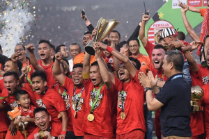 Gubernur DKI Janjikan Stadion Untuk Persija
