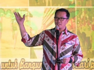 Menpora Berjanji Menambah Anggaran Gala Desa