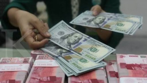 Rupiah Masih Tertekan ke Posisi 14.325