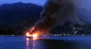 Kapal Bermuatan Elpiji Meledak di Sungai Mahakam