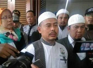 Diduga Langgar UU Pemilu,  Ketua PA 212  Diperiksa Polisi
