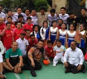 Menpora vs Ucok Baba