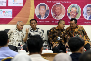 Seminar Nasional, EBT Solusi Menghadapi Kompetisi Global