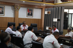 Lima Bulan Belum Gajian, Ratusa Pegawai KONI Lapor  Menpora