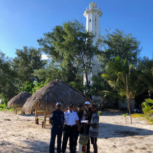 23 Tahun Tanpa Gaji Menjaga Rambu Suar Perbatasan  Indonesia -Australia