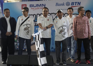 Direksi BTN Lepas Mudik Gratis ke Surabaya , Solo dan Makassar