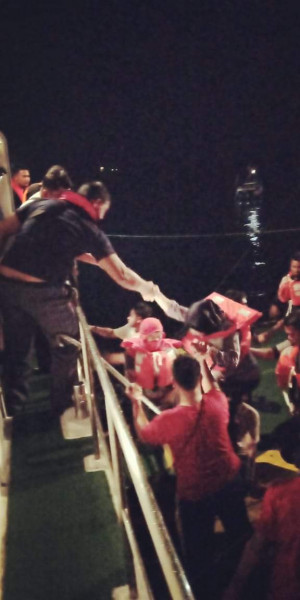 Kapal Ro-Ro Kandas,   KSOP Ternate Evakuasi Seluruh Penumpang dan ABK 