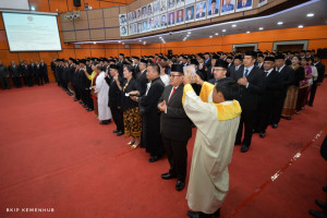 Menhub Lantik Staf Khusus Bidang Ekonomi Kawasan  dan 286 Pejabat  Baru