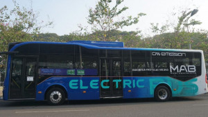 Garuda Indonesia Gandeng Produsen Mobil Listrik