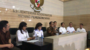 Pemerintah-Maskapai Sepakat Menurunkan Tarif 