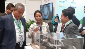 Menteri Rini Dukung Inisiatif BUMN Masuk Pasar Global  