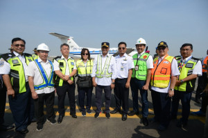 Pesawat Kalibrasi Sukses Mendarat Di Runway Ketiga Bandara Soetta